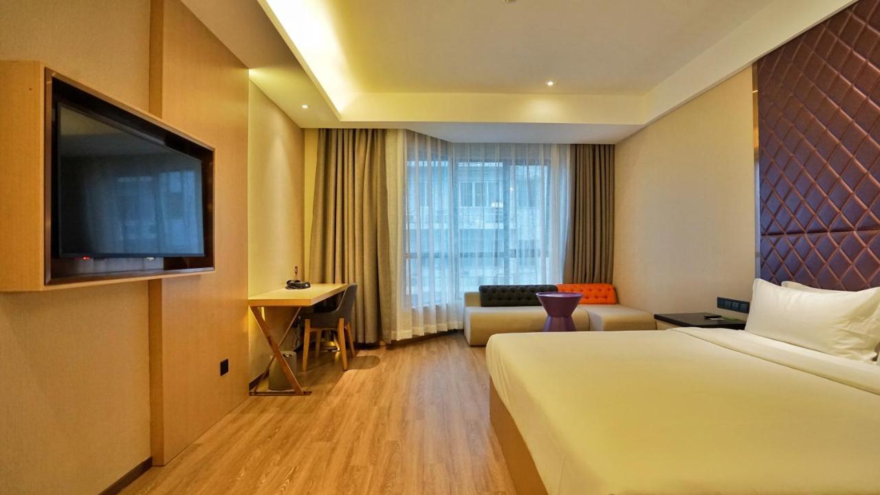 Ibis Styles Hangzhou Chaowang Road Hotel Exterior foto